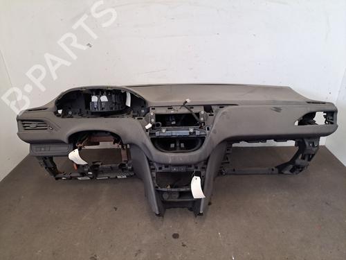 Instrumentbord PEUGEOT 208 I (CA_, CC_) 1.4 HDi (68 hp) 29587642