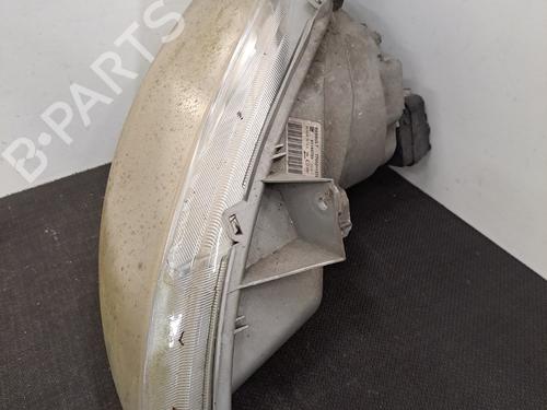 Right headlight RENAULT TRAFIC II Van (FL) 1.9 dCi 80 (FL0B) | BP28392741C29 