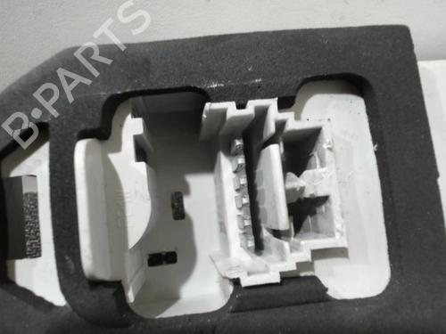 Used Lamp holder RENAULT CLIO II (BB_, CB_) 1.5 dCi (B/CB07) (65 hp) 28410819