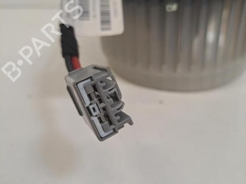 Used Heater blower motor OPEL MERIVA B MPV (S10) 1.7 CDTI (75) (110 hp) 28402552
