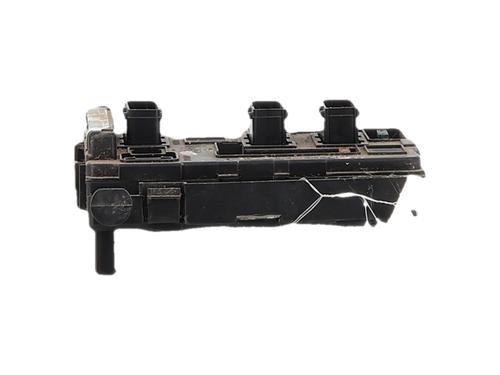 Used Fuse box Fuse box 37650559 37650559