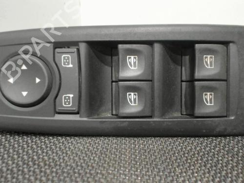 Used Left front window switch Left front window switch RENAULT MEGANE III Hatchback (BZ0/1_, B3_) 1.5 dCi (BZ09, BZ0D, BZ1W, BZ29, BZ14) (110 hp) 28410626 28410626