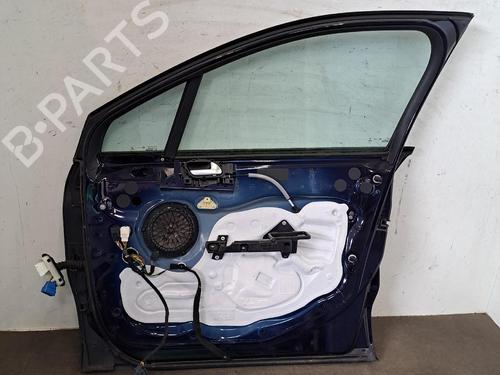 Used Right front door Right front door 37470615 37470615