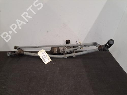 Used Front wiper motor DACIA SANDERO II 1.5 dCi (90 hp) 28398748