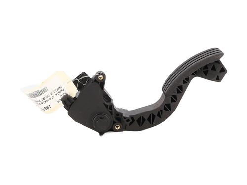 pedal-renault-trafic-iii-van-fg_-2014-31211759 main image