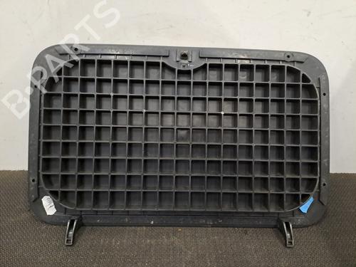 Used Luggage compartment floor Luggage compartment floor RENAULT GRAND SCÉNIC III (JZ0/1_) 1.5 dCi (JZ09, JZ0D, JZ10, JZ14, JZ1G, JZ29, JZ2C) (110 hp) 28398209 28398209