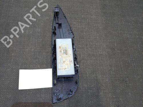 Used Right front window switch NISSAN QASHQAI II (J11, J11_) 1.2 DIG-T (115 hp) 28407658
