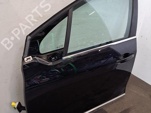 left-front-door-peugeot-2008-i-cu_-2013-32682094 main image