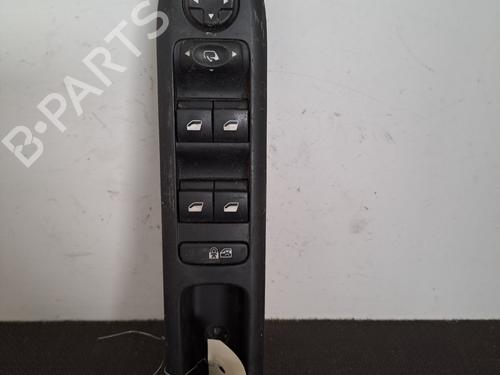 Used Left front window switch PEUGEOT 5008 (0U_, 0E_) 1.6 HDi (112 hp) 28389978