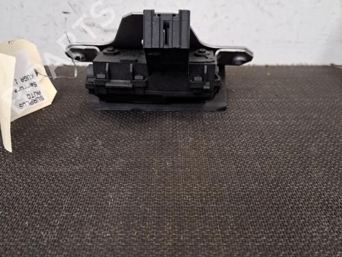 tailgate-lock-ford-kuga-i-2008-2009-2010-2011-2012-28404396 main image