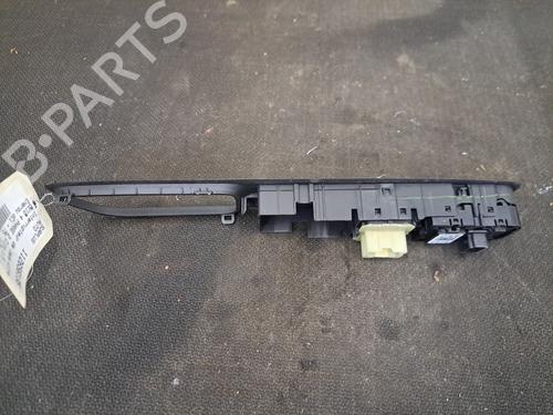 Left front window switch RENAULT CLIO IV (BH_) 1.5 dCi 75 | BP30136468I27 - Image 2