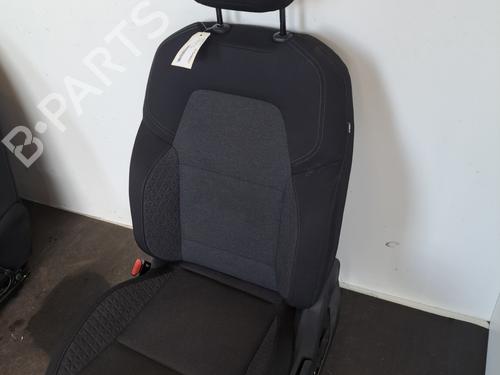 Left front seat RENAULT CLIO V (B7_) 1.6 E-TECH 140 (B7MU) | BP28398004C15 