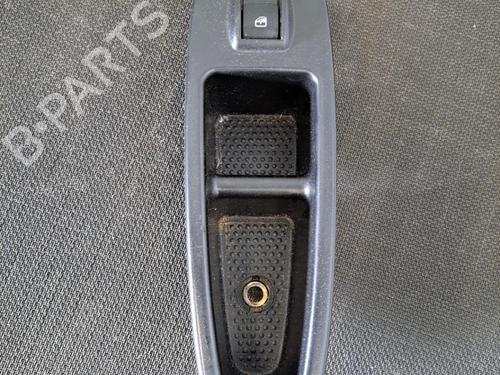 Used Right front window switch Right front window switch FIAT 500L (351_, 352_) 1.6 D Multijet (199LYD1B) (105 hp) 28396823 28396823