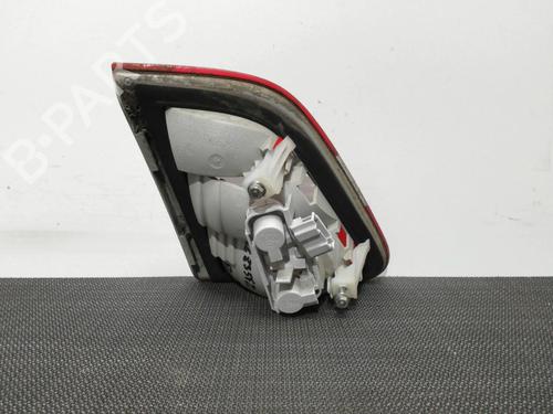 Used Right tailgate light Right tailgate light 28394572 28394572
