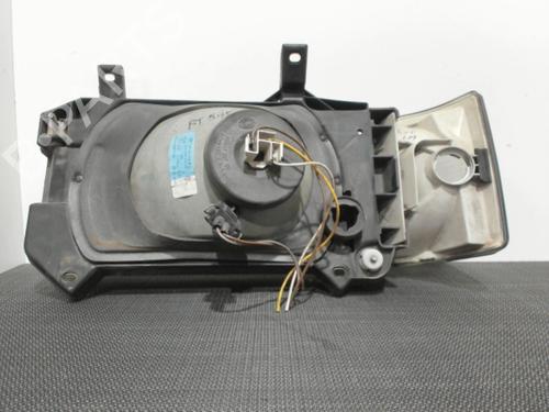 Used Right headlight Right headlight VW TRANSPORTER T4 Bus (70B, 70C, 7DB, 7DK, 70J, 70K, 7DC, 7DJ) 1.9 TD (68 hp) 28405578 28405578