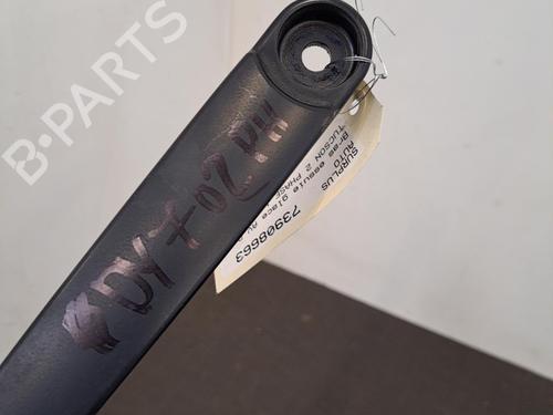 Front windshield wiper arm HYUNDAI TUCSON (TL, TLE) 1.7 CRDi | BP28402470C143 
