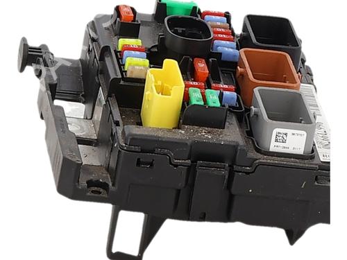 Used Fuse box Fuse box 37650525 37650525