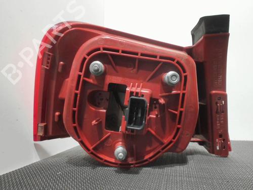 Used Right taillight Right taillight VW PASSAT B6 (3C2) 1.9 TDI (105 hp) 28399370 28399370