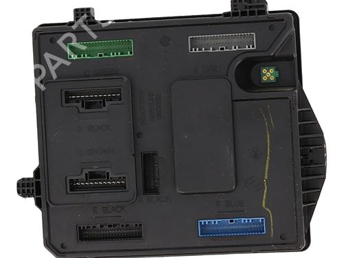 Used Fuse box RENAULT MEGANE III Coupe (DZ0/1_) 1.5 dCi (DZ09, DZ0D, DZ1F, DZ1G, DZ14, DZ29) (110 hp) 31649311