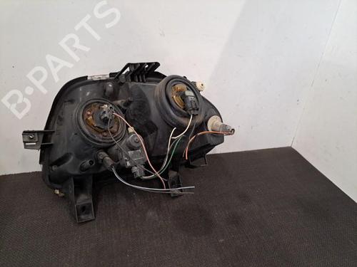 Faro derecho RENAULT CLIO II (BB_, CB_) 1.9 D (B/CB0J) (65 hp) 28407327