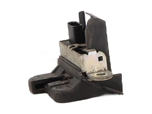 tailgate-lock-vw-golf-vii-5g1-bq1-be1-be2-2012-2013-2014-2015-2016-2017-2018-2019-2020-2021-33304299 main image