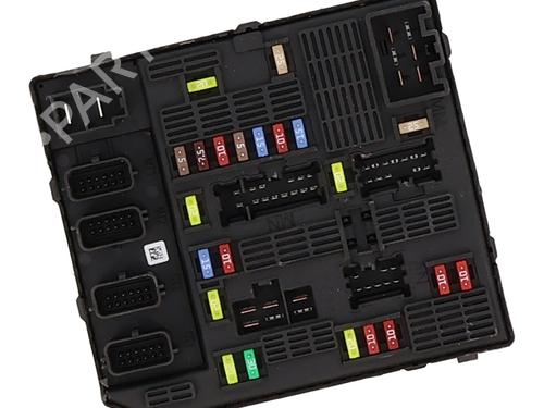 Used Fuse box Fuse box RENAULT GRAND SCÉNIC III (JZ0/1_) 1.9 dCi (JZ0J, JZ0N, JZ1K, JZ1S) (131 hp) 32749004 32749004