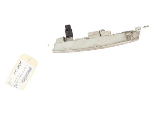 Used Right daytime light Right daytime light 37163842 37163842