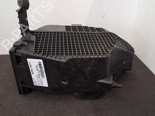 Used Air filter box RENAULT CLIO IV Grandtour (KH_) 1.5 dCi 90 (KHN3, KHN4) (90 hp) 28392862