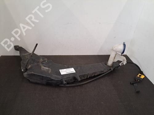 Used Windscreen washer tank PEUGEOT 308 II (LB_, LP_, LW_, LH_, L3_) 1.6 BlueHDi 120 (120 hp) 28409582