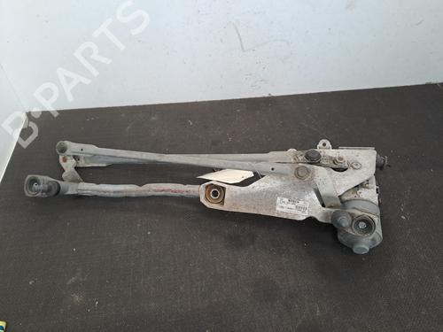 Used Front wiper motor Front wiper motor FORD FIESTA VI (CB1, CCN) 1.4 TDCi (70 hp) 28390306 28390306
