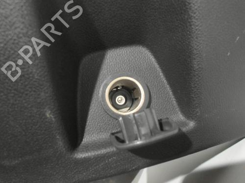 Midtkonsoll RENAULT MEGANE IV Hatchback (B9A/M/N_) 1.2 TCe 130 (B9MR) (130 hp) 28410535