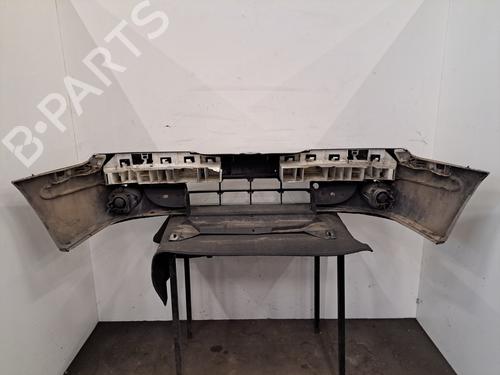 Stoßstange vorne RENAULT MEGANE I Classic (LA0/1_) 1.4 16V (LA0D, LA1H, lA0W, LA10) | BP29935770C7