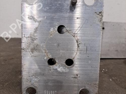 Used Front bumper reinforcement Front bumper reinforcement PEUGEOT 308 SW II (LC_, LJ_, LR_, LX_, L4_) 1.6 BlueHDi 120 (120 hp) 29853953 29853953