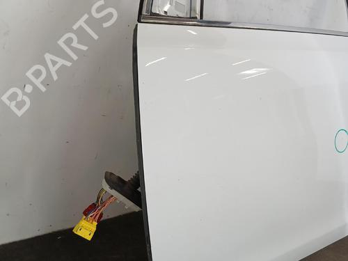 Used Left front door Left front door 39214808 39214808