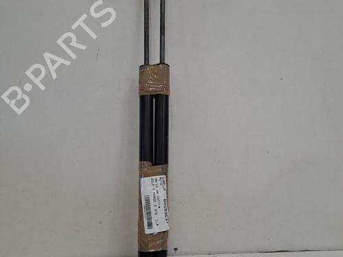 tailgate-lift-support-vw-golf-vii-5g1-bq1-be1-be2-2012-2013-2014-2015-2016-2017-2018-2019-2020-2021-28401686 main image