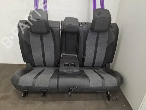 Used Seats set PEUGEOT 3008 II SUV (MC_, MR_, MJ_, M4_) 1.2 THP/ PureTech 130 (MRHNSM, MRHNSU, MRHNSJ, MRHNYW,... (131 hp) 30790668