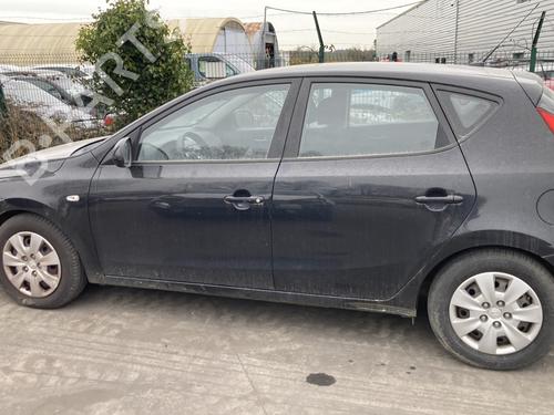 Left front door HYUNDAI i30 (FD) 1.6 CRDi | BP28400683C2 