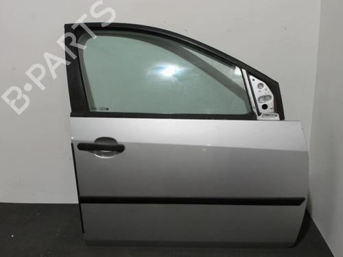 Used Right front door FORD FIESTA V (JH_, JD_) 1.3 (69 hp) 28411188