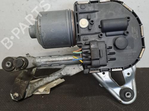 Used Front wiper motor PEUGEOT 5008 (0U_, 0E_) 2.0 HDi 150 / BlueHDi 150 (150 hp) 28395757