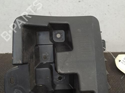 Used Rear bumper bracket RENAULT CLIO V (B7_) 1.6 E-TECH 140 (B7MU) (140 hp) 28397675