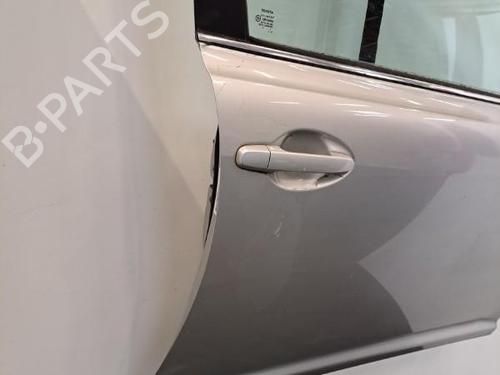 Right front door TOYOTA AVENSIS (_T25_) 2.0 D-4D (CDT250_, CDT250R) | BP28404754C3 