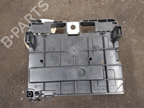 Fuse box CITROËN C5 III (RD_) 2.0 HDi 140 (RDRHF8, RDRHFA, RDRHA8, RDRHAJ) | BP30597054E1
