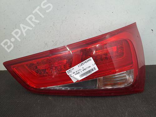 Højre baglygte AUDI A1 (8X1, 8XK) 1.6 TDI (105 hp) 29983094