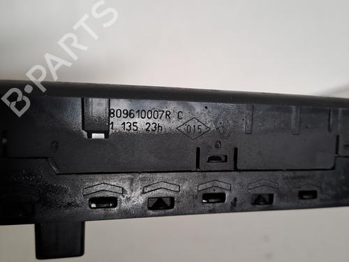 Used Left front window switch Left front window switch RENAULT MEGANE III Grandtour (KZ0/1) 1.9 dCi (KZ0J, KZ0N, KZ1S) (131 hp) 28391061 28391061
