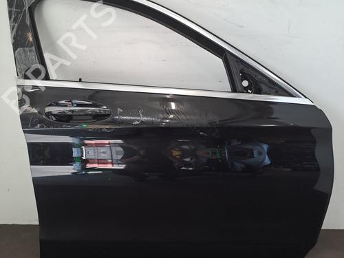Used Right front door MERCEDES-BENZ C-CLASS (W205) C 220 BlueTEC / d (205.002, 205.004) (170 hp) 29549711
