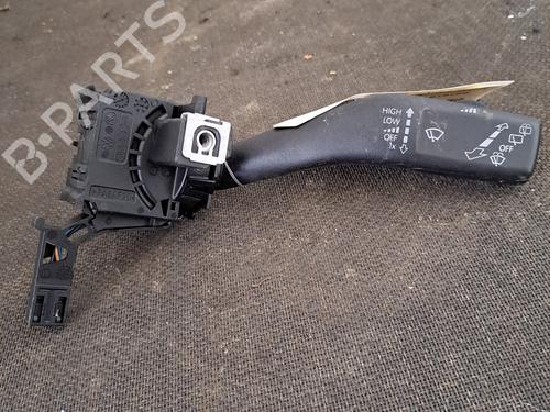 Used Steering column stalk VW GOLF VI (5K1) 1.6 TDI (105 hp) 30153435