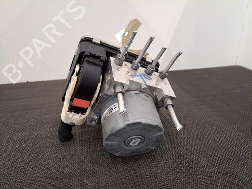 Abs pomp RENAULT MEGANE IV Hatchback (B9A/M/N_) 1.5 dCi 110 (B9A3) (110 hp) 28399087