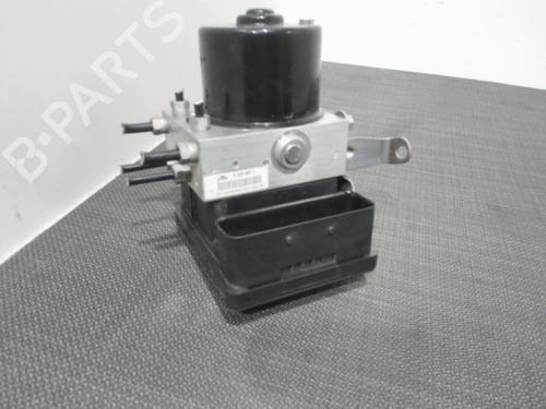 Used ABS pump BMW 1 (E81) 118 d (143 hp) 28399790