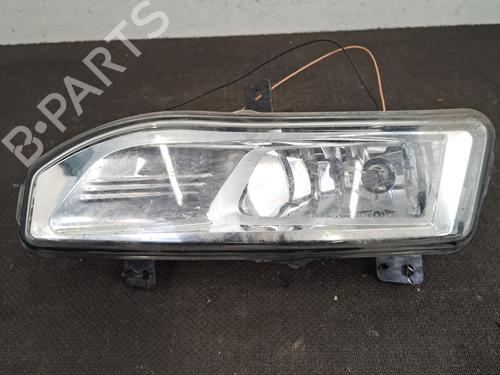 Used Right front fog light NISSAN MICRA V (K14) 1.0 (71 hp) 30153441