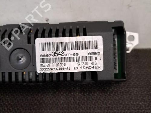 Used Display monitor Display monitor CITROËN C3 II (SC_) 1.0 VTi 68 (68 hp) 28396588 28396588